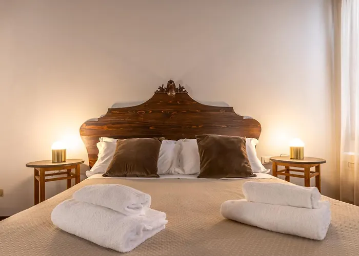 Squero - Luxury Boutiques *